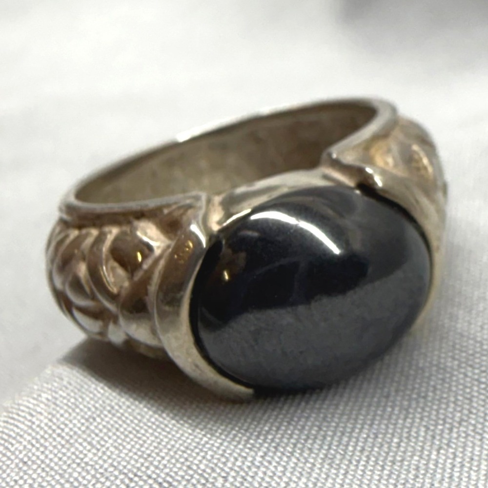 Vintage Hematite Ring Unisex Size 7.5 Silver Good Stamped Canada 925 Leaf Scroll